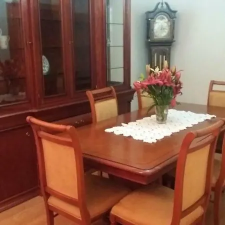 La Guardia Ll Apartment *